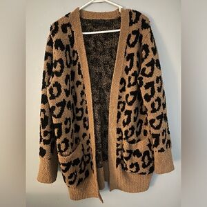 Barefoot Dreams CozyChic Leopard Cardigan M